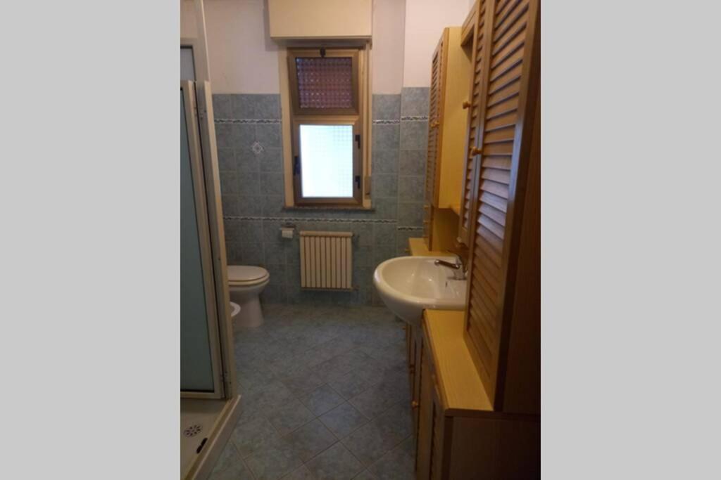 Villa Lontano Dal Caos A Due Passi Dal Mare Condro Exterior foto