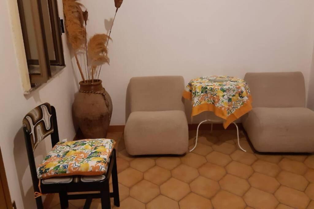 Villa Lontano Dal Caos A Due Passi Dal Mare Condro Exterior foto