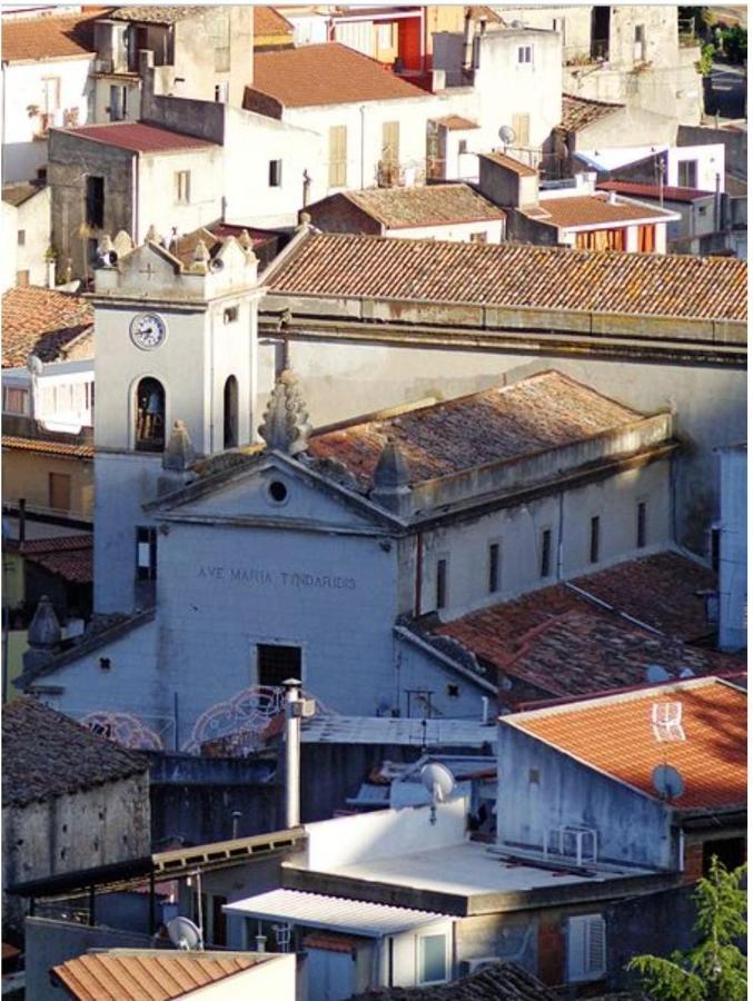 Villa Lontano Dal Caos A Due Passi Dal Mare Condro Exterior foto