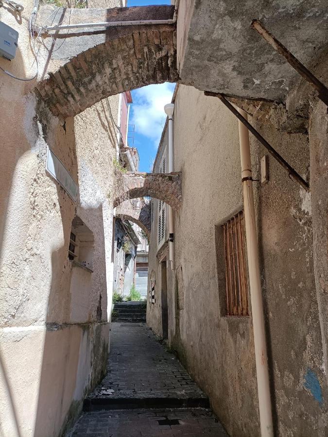 Villa Lontano Dal Caos A Due Passi Dal Mare Condro Exterior foto